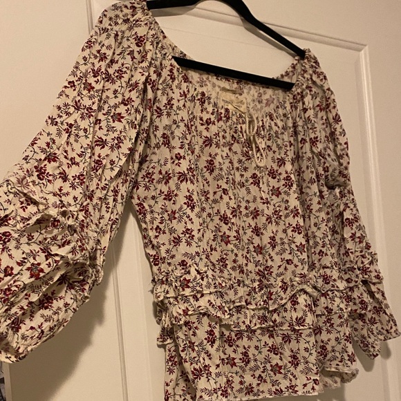 Ralph Lauren Cream and Red Floral Blouse - Picture 5 of 5